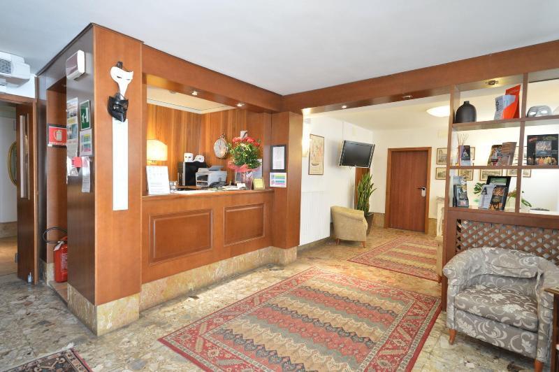 Apartahotel Marin Venecia