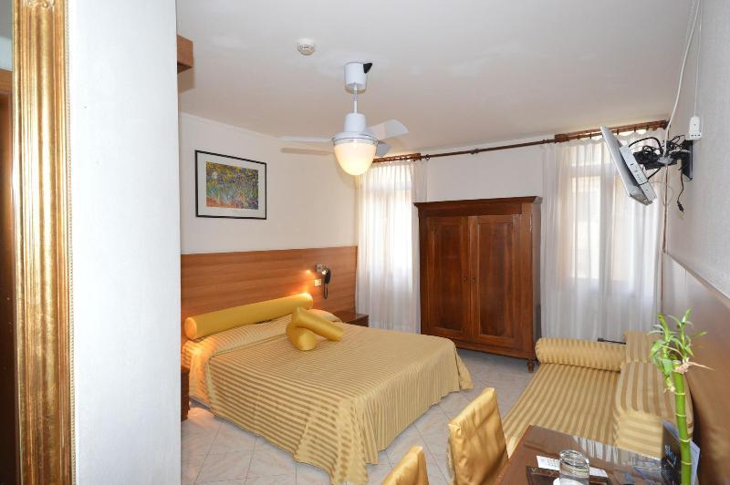 Marin Apartahotel *