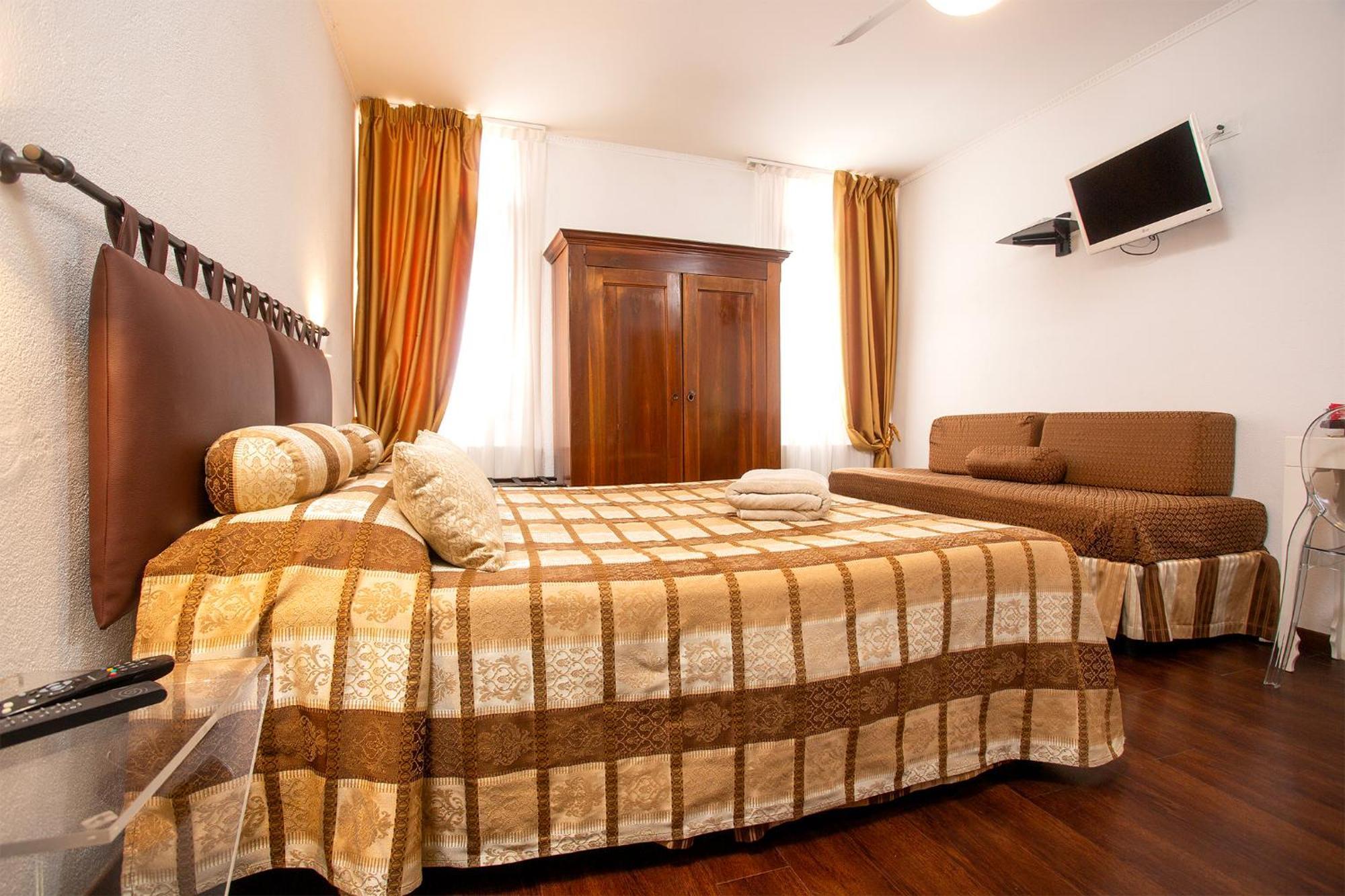Marin Apartahotel Venecia
